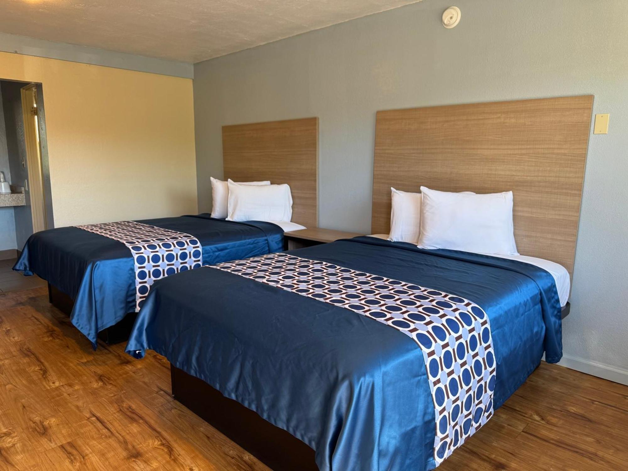 Discovery Inn Modesto Eksteriør billede