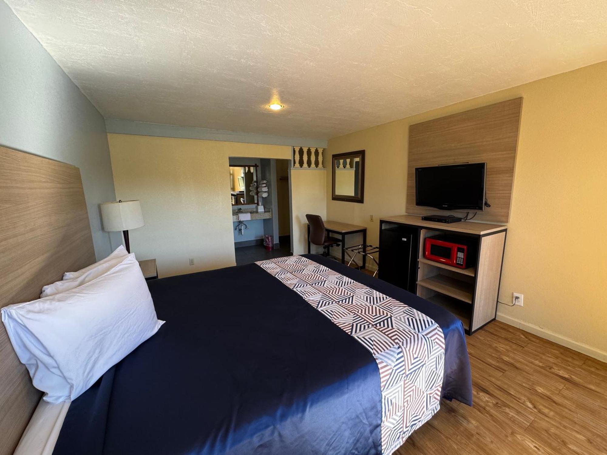 Discovery Inn Modesto Værelse billede