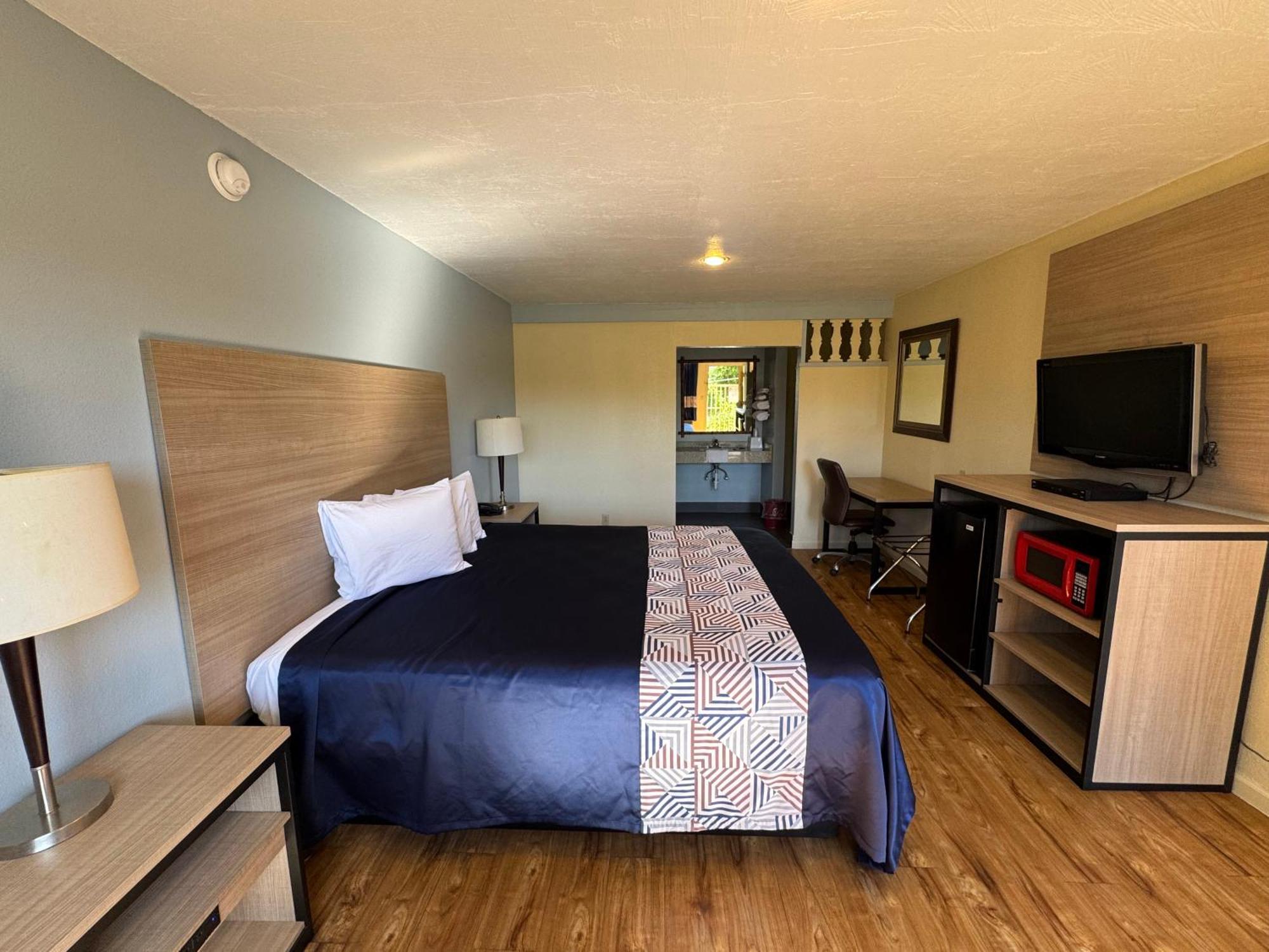 Discovery Inn Modesto Eksteriør billede